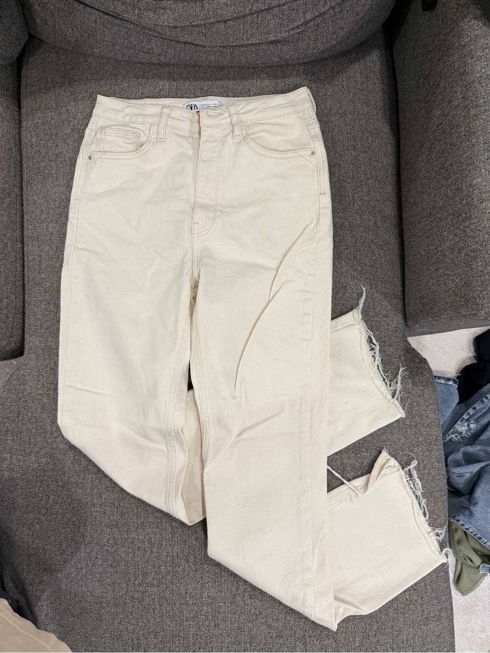 Zara high-rise split hem straight jeans
